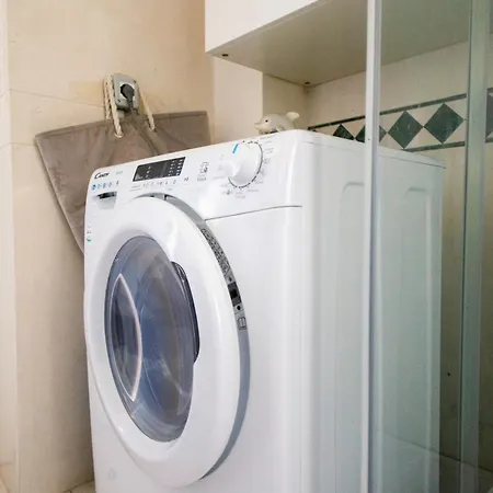 Luxury Eugy - City Center & Seaview Apartament *