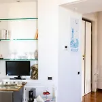 Luxury Eugy - City Center & Seaview 아파트 바리
