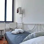 Luxury Eugy - City Center & Seaview 아파트
